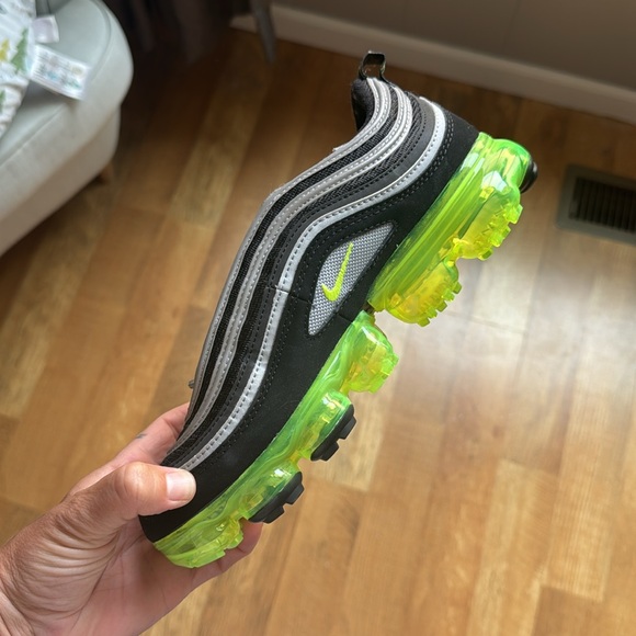 Nike Black and Yellow Air Max with Neon Soles - Picture 5 of 5